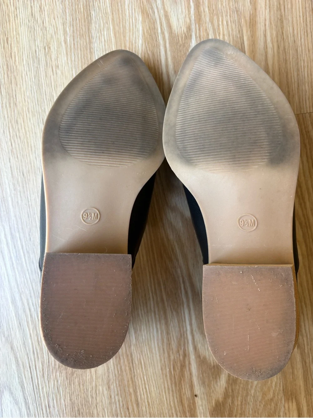 Cynthia Rowley Black Pointed Leather Slip-On Flats